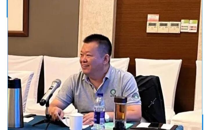 為激發(fā)員工工作積極性，激勵員工完成公司各項目標，促進公司與員工的雙贏發(fā)展，集團總經(jīng)理孫寧波宣貫激勵政策。.jpg