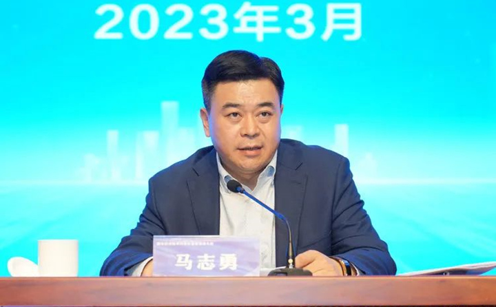 馬志勇要求，新的征程，既要全力沖刺、又要守牢底線，必須確保各項(xiàng)工作落地見效。要強(qiáng)化黨建引領(lǐng)，加強(qiáng)基層黨組織陣地建設(shè).jpg